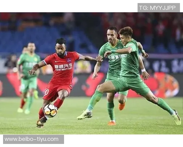 国家德比再掀波澜球迷热议赛场内外的精彩纷呈